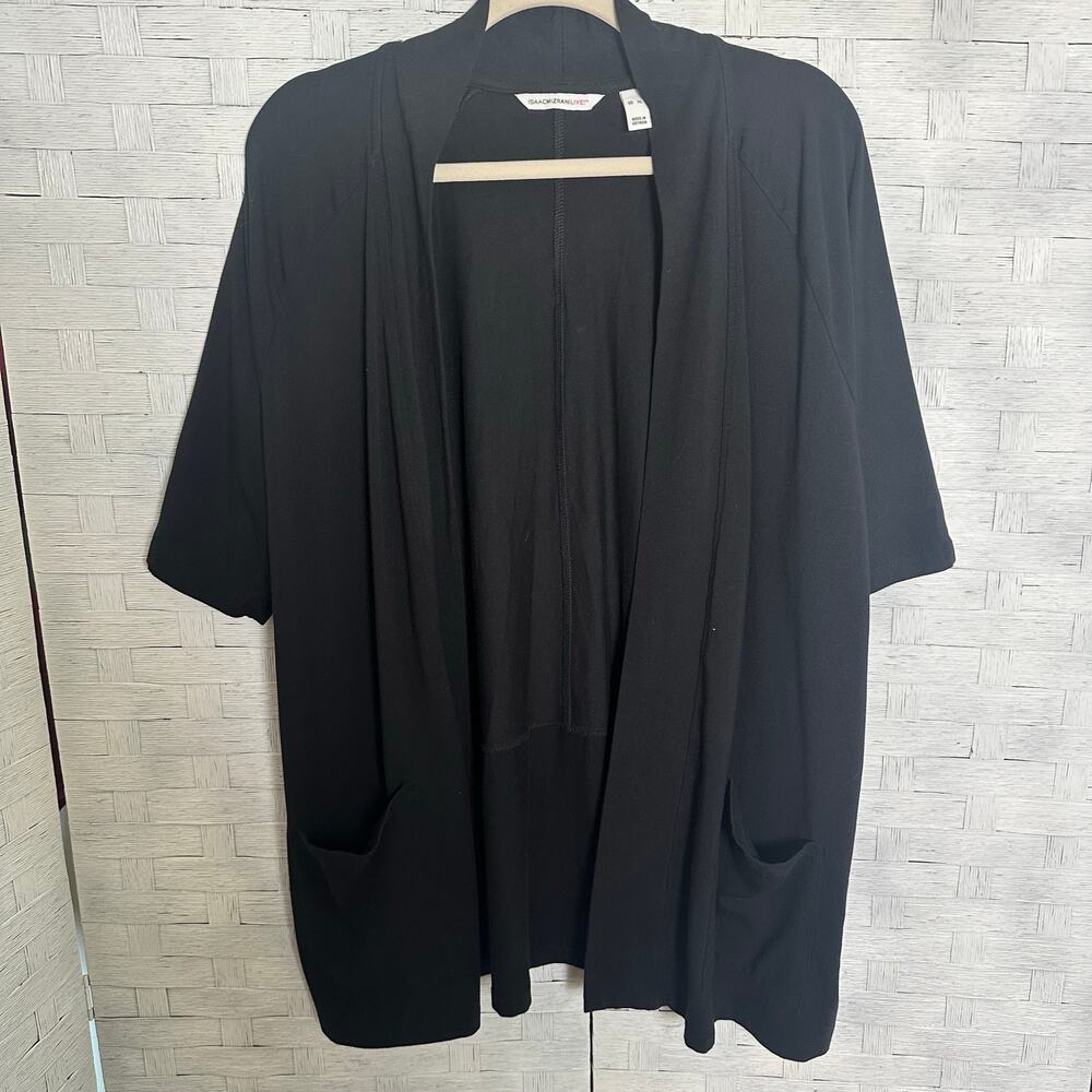 Isaac Mizrahi womens cardigan black pockets short sleeves cover-up minimalist